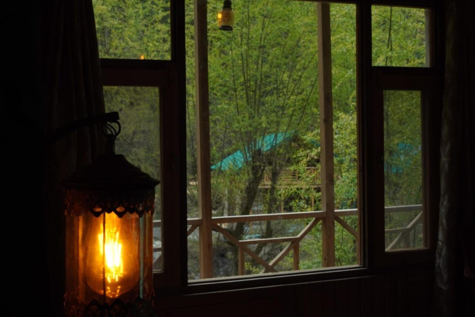 The Cozy Cabin, Jibhi Banjār Zewnętrze zdjęcie